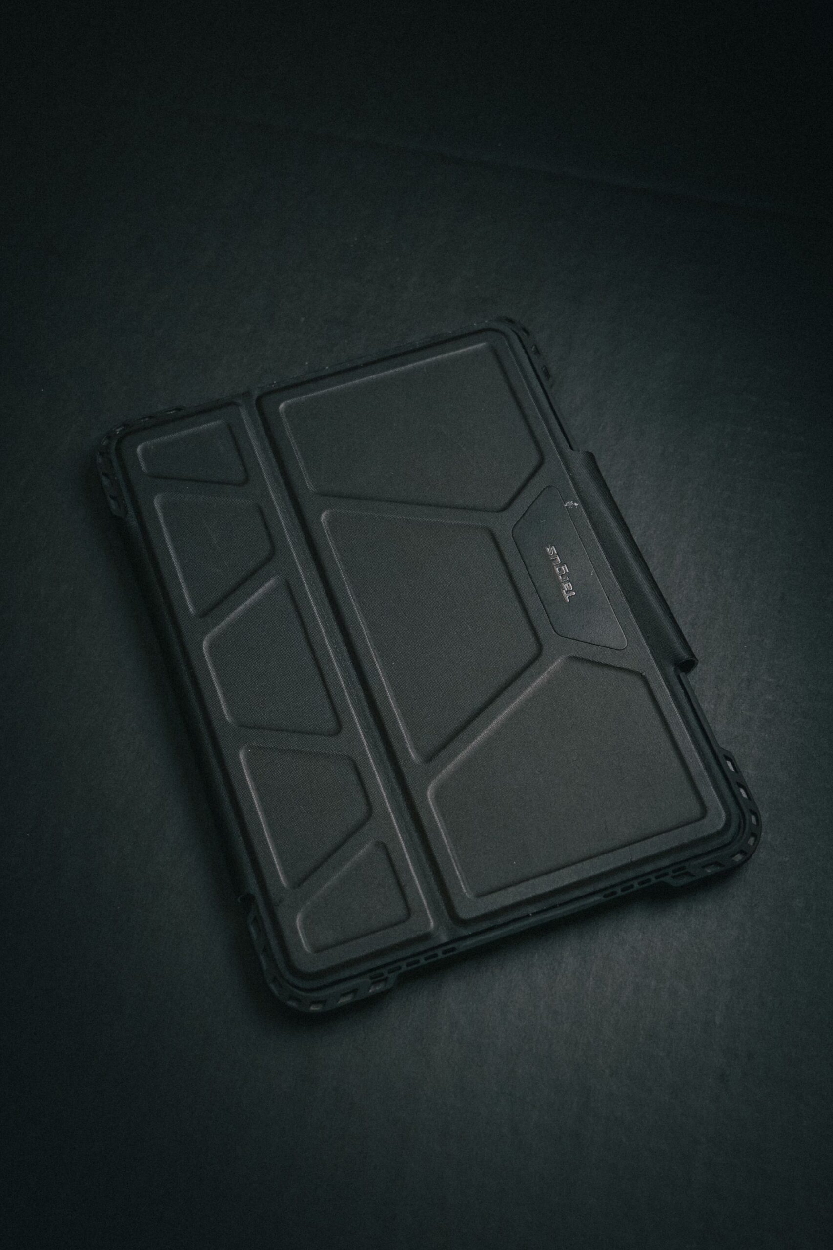 Rugged rubber gasket case